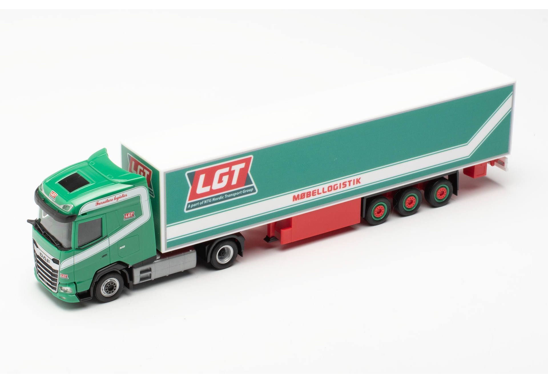 Herpa 317245 | DAF XG Koffer-Sattelzug | LGT Logistics AS | 1:87