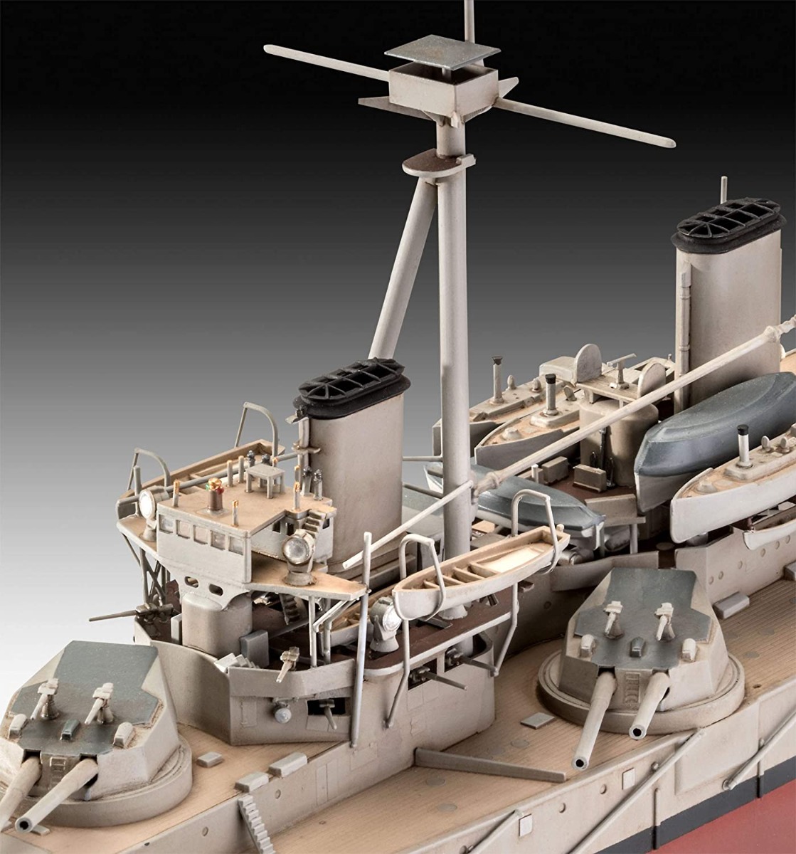 Revell 05171 - HMS Dreadnought. 1:350