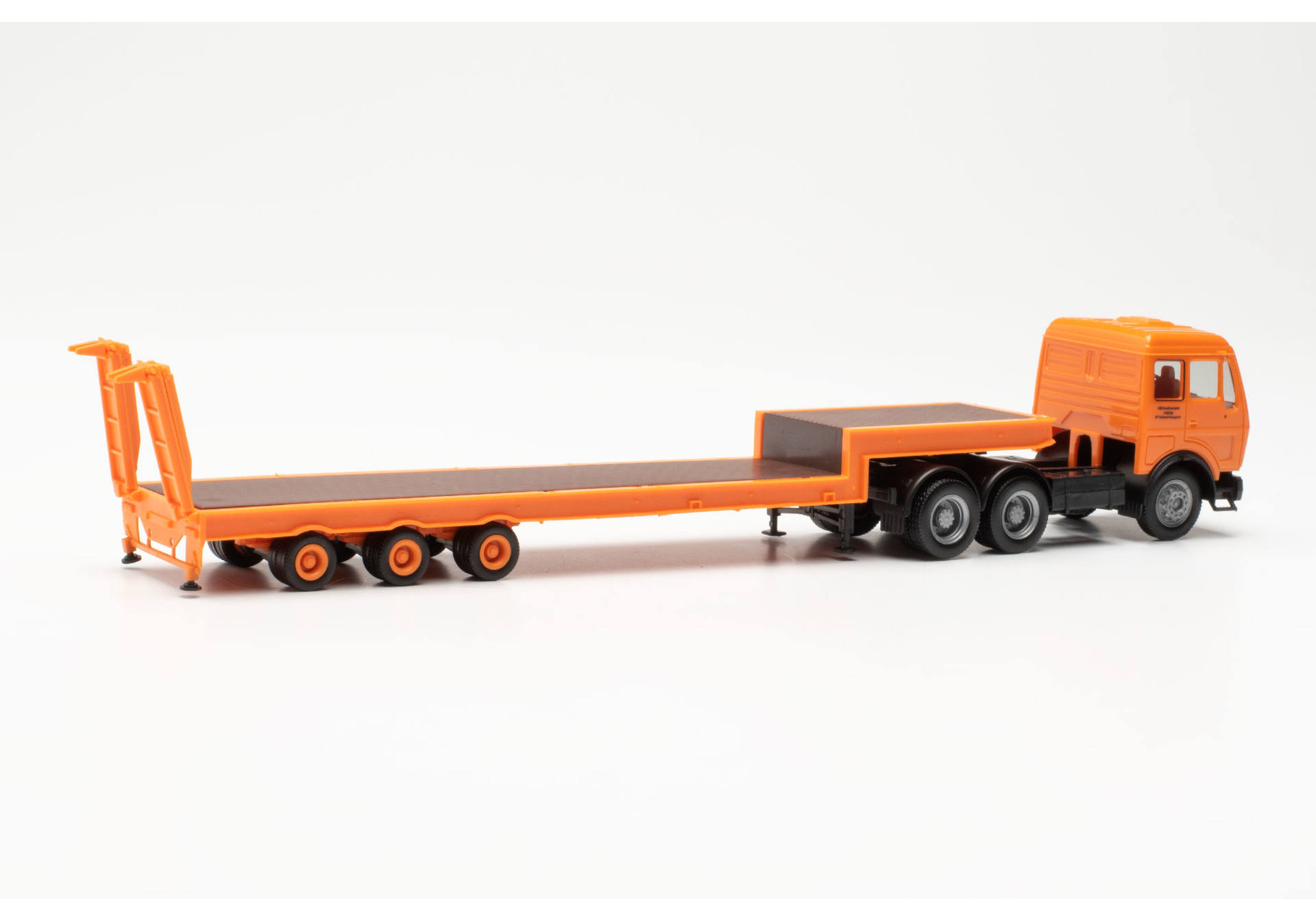 Herpa 317078 | Mercedes-Benz NG 80 Tieflade-Sattelzug | Deutrans | 1:87