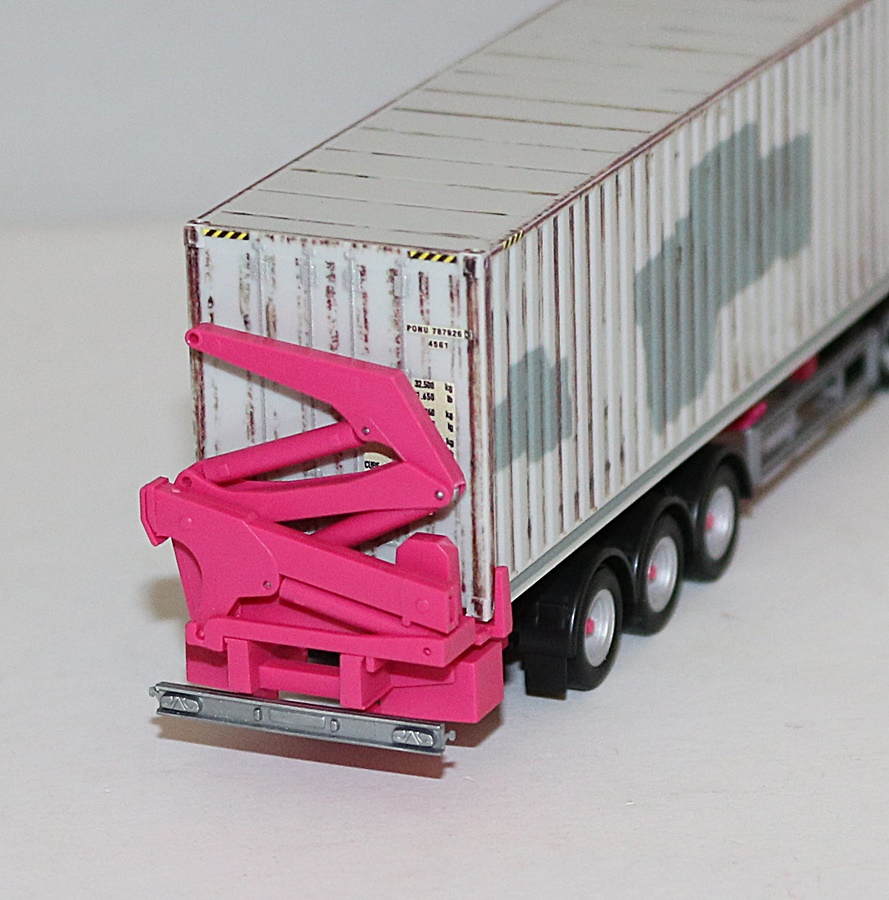 Herpa 954426 | DAF XG Container-Seitenlader mit 40 ft. Container m. Gebrauchsspuren | Glomb | 1:87