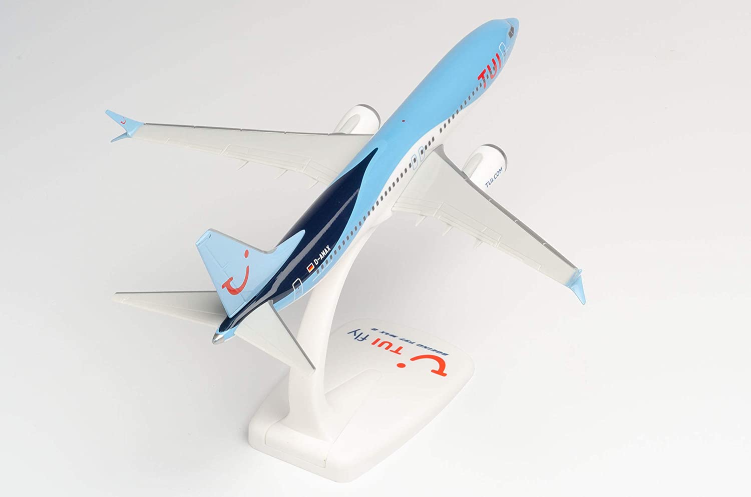 Herpa Wings Snap Fit 612760 - TUIfly Germany Boeing 737 Max 8 – D-AMAX - Mallorca. 1:200