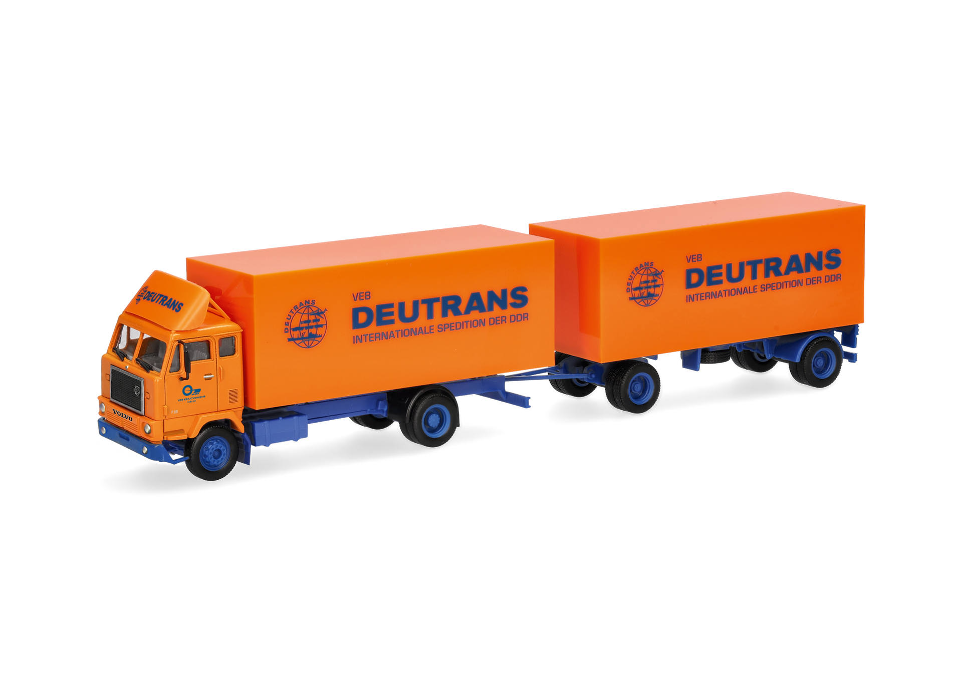 Herpa 322492 | Volvo F88 | Koffer-Hängerzug | Deutrans | 1:87