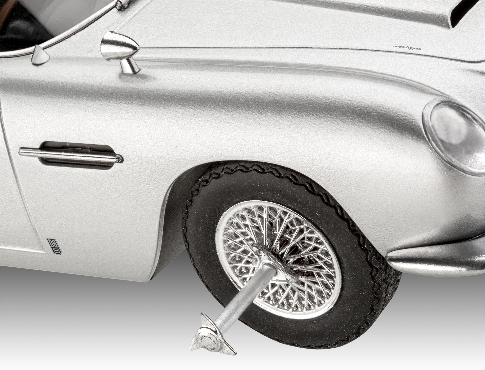 Revell 05653 | Geschenkset  | James Bond 007 | Goldfinger | Aston Martin DB5 | 1:24