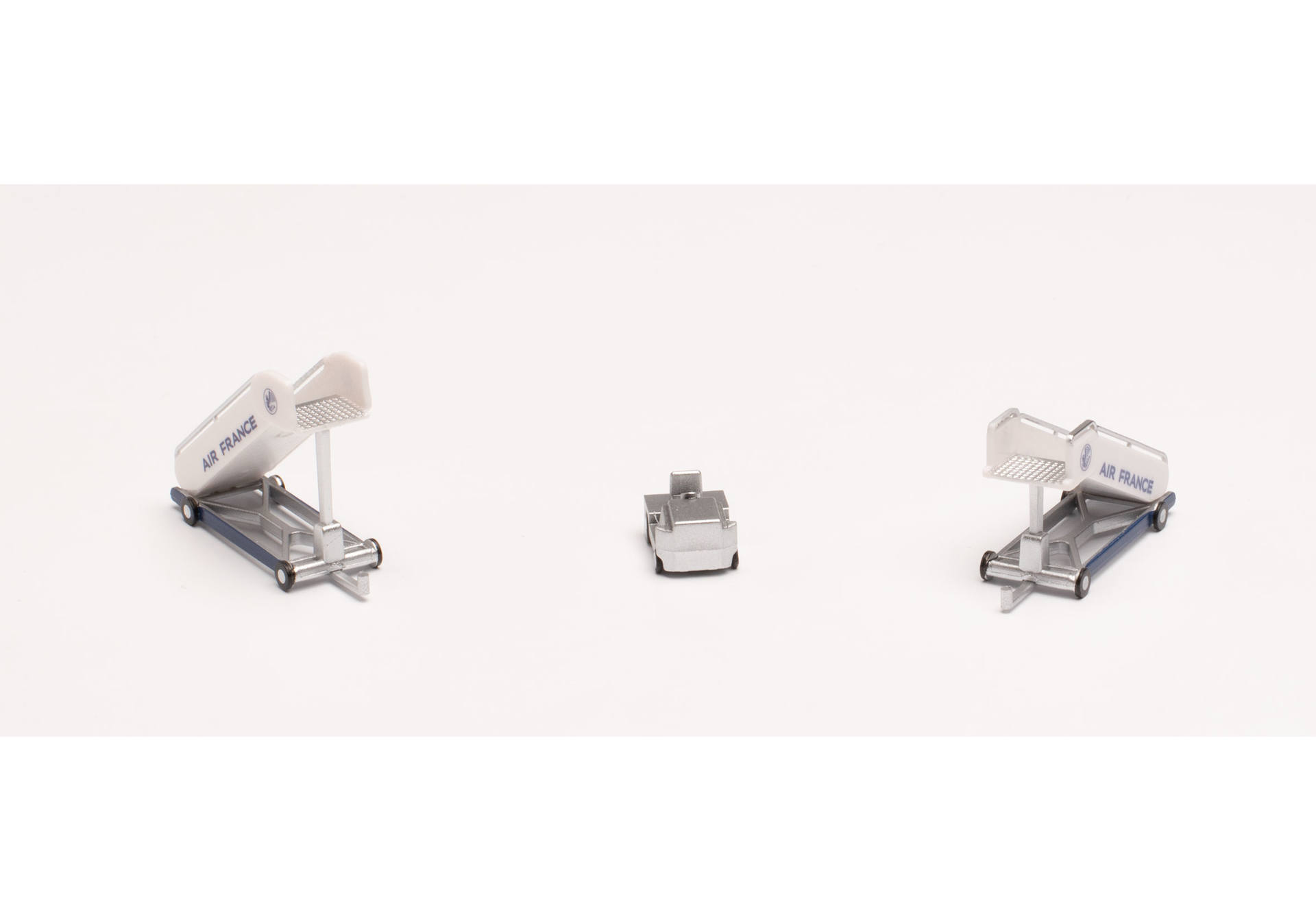 Herpa Wings Zubehör 571876 | Air France historische  Passagier Treppen (2) mit Zugfahrzeug (1) | 1:200