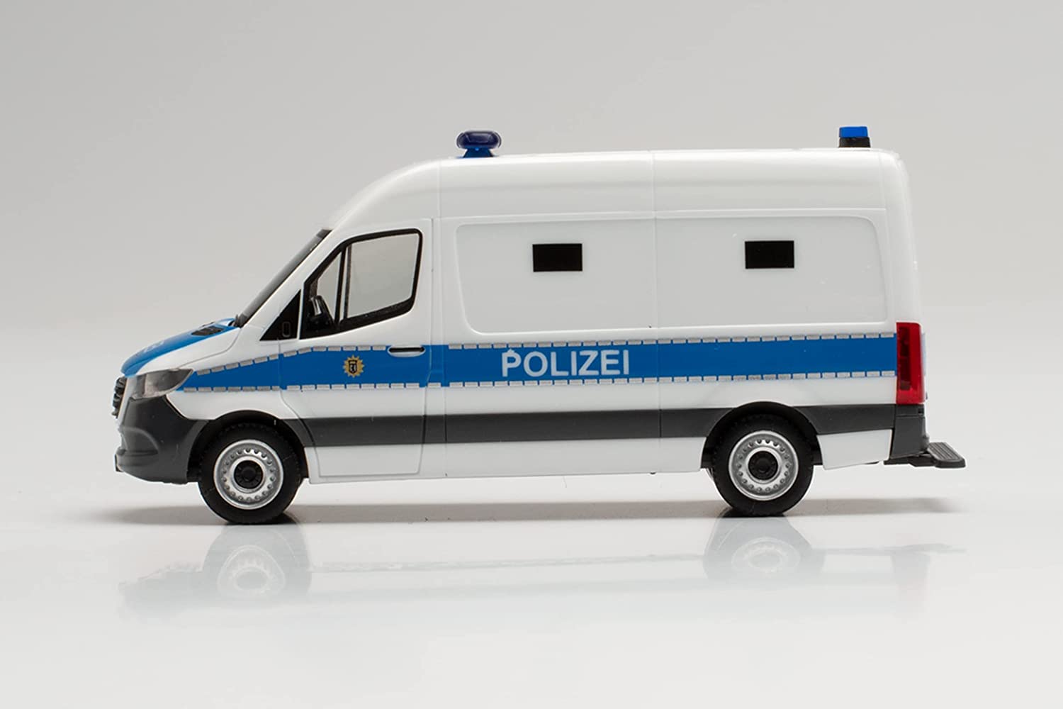 Herpa 096492 - Mercedes-Benz Sprinter ’18 Kasten - Gefangenentransporter Polizei Berlin. 1:87