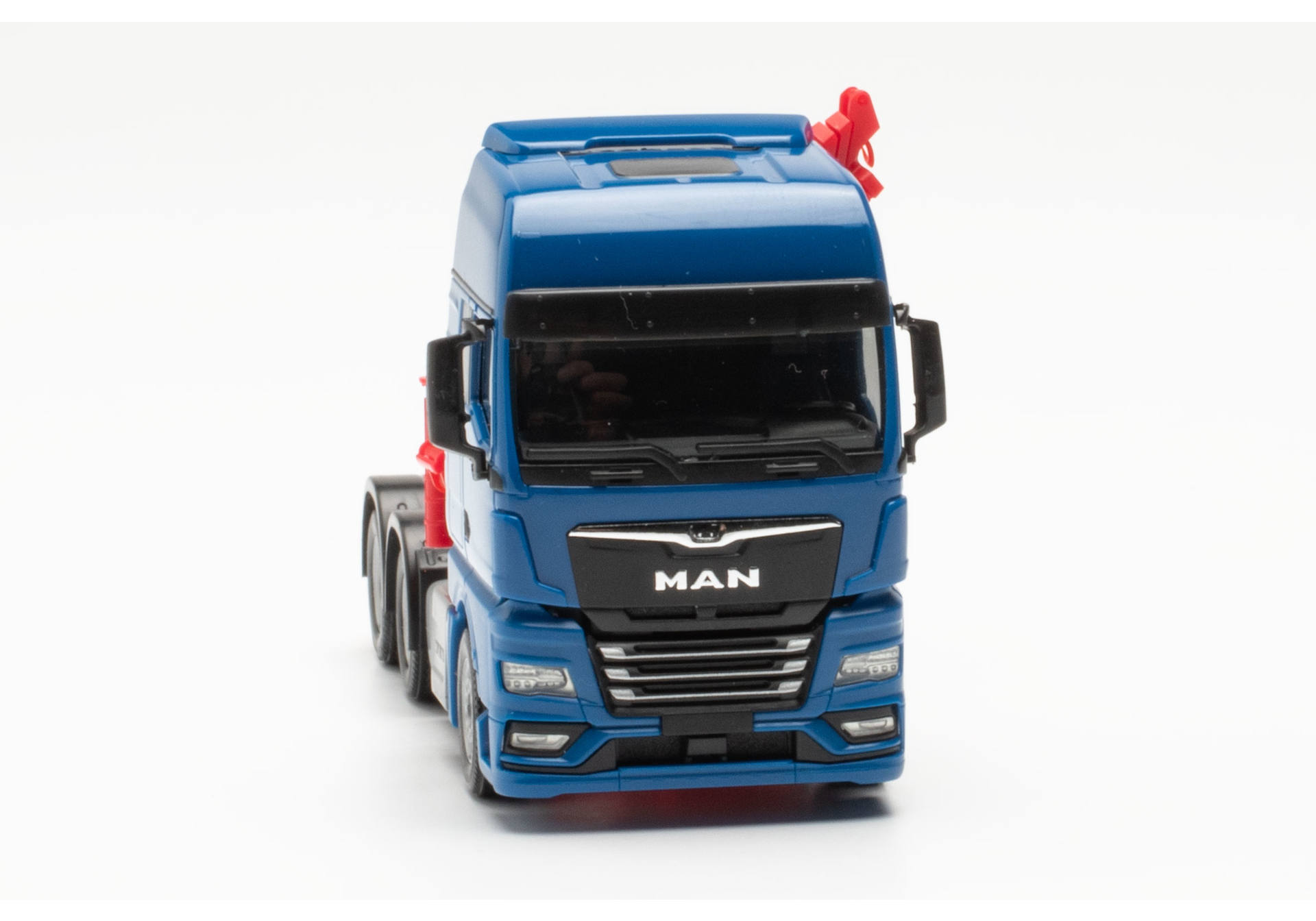 Herpa 313100-002 | MAN TGX GX 6x4 Zugmaschine mit Ladekran, blau | 1:87