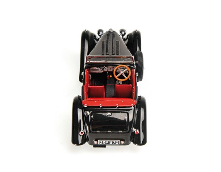 Minichamps 437110430 - Bugatti Type 57C Corsica Roadster 1938. Limited Edition. 1:43