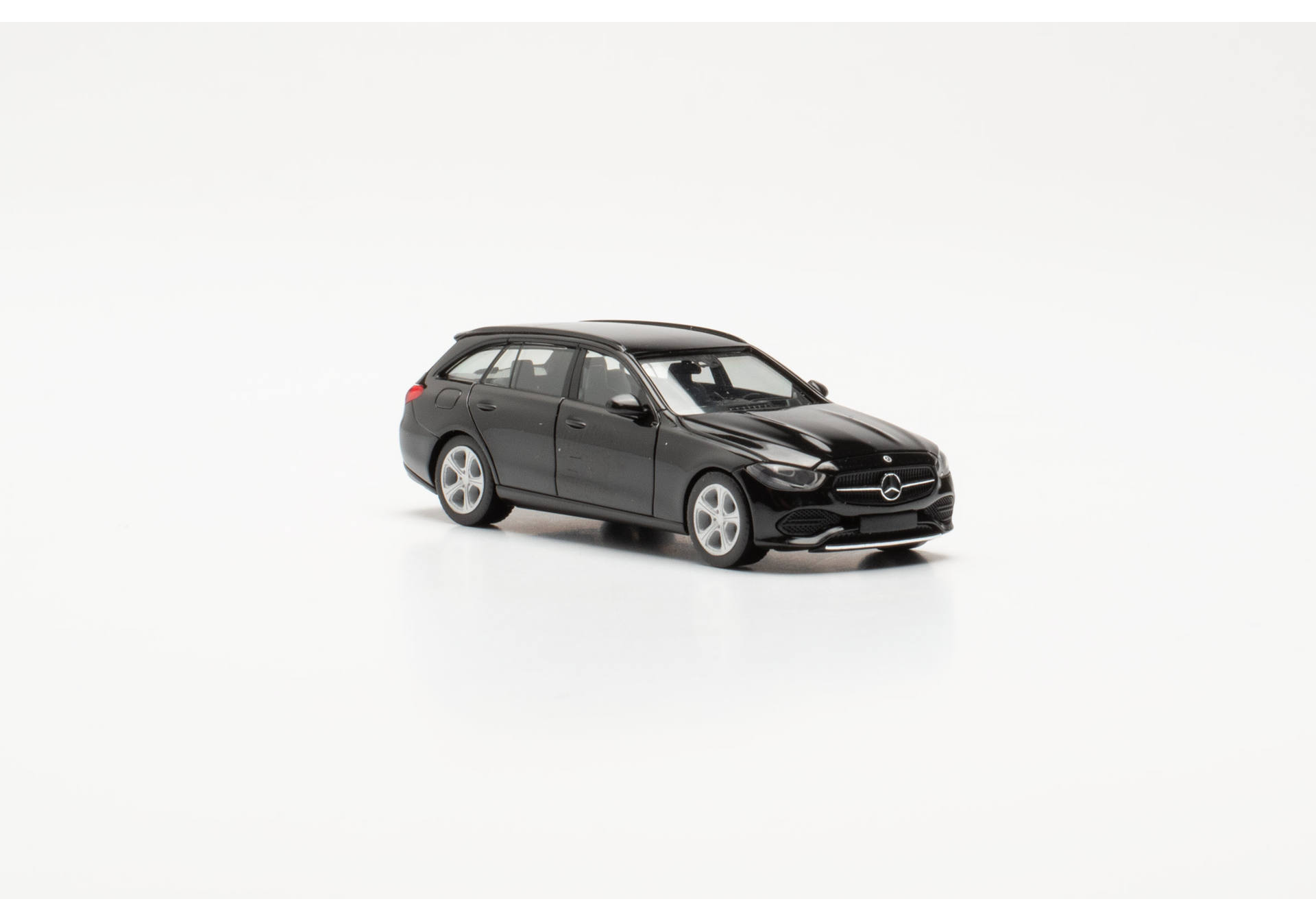 Herpa 421010-002 | Mercedes-Benz C-Klasse T-Modell | schwarz | 1:87