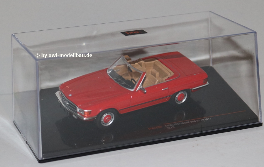 ixo Models CLC379N - Mercedes 280 SL (R107) 1979 - rot. 1:43