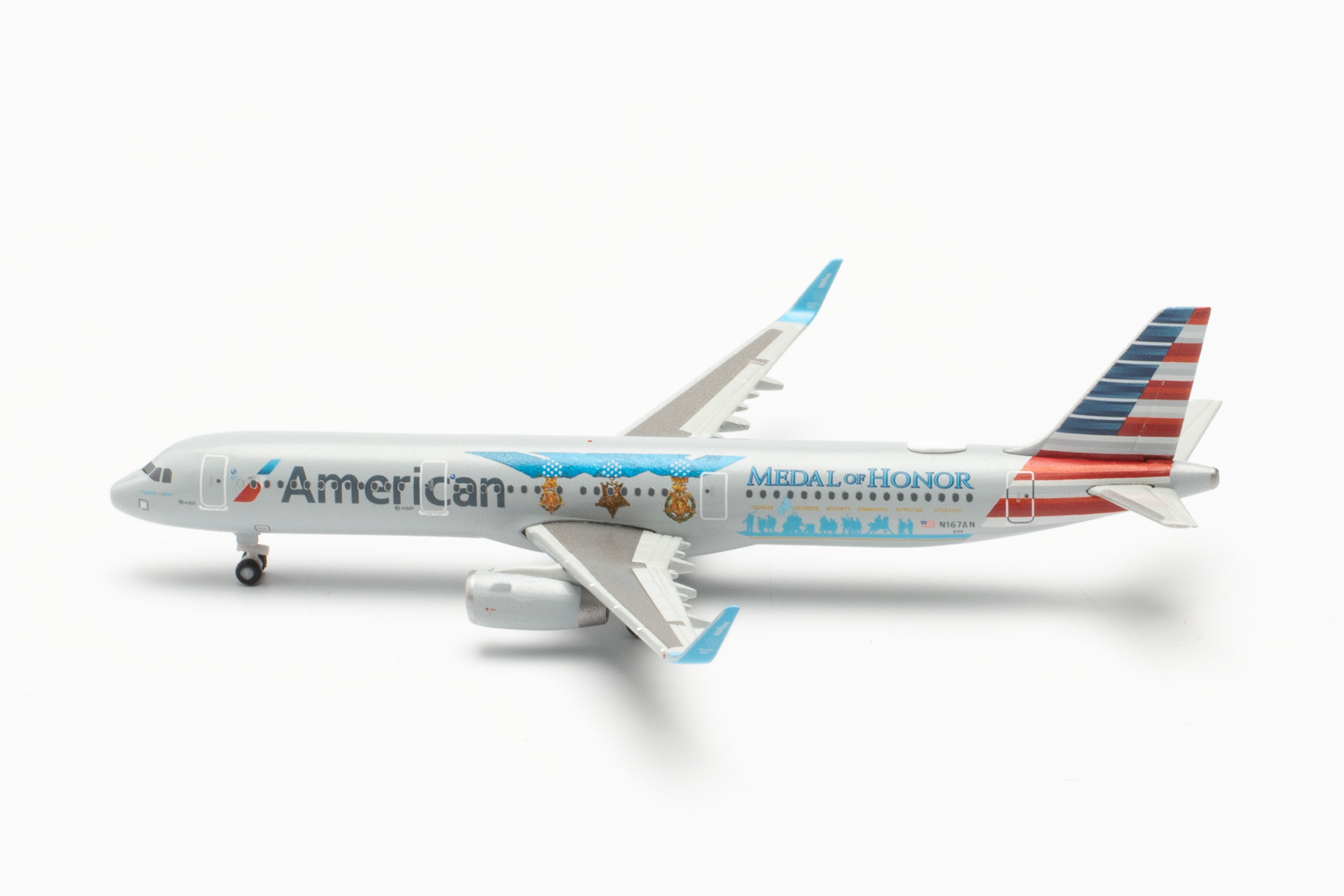Herpa Wings 537162 | American Airlines Airbus A321 | Medal of Honor | N167AN "Flagship Valor" | 1:500