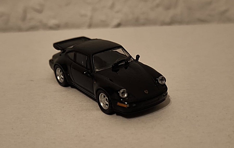 Minichamps 870069104 | Porsche 911 Turbo | 1990 | schwarz | 1:87