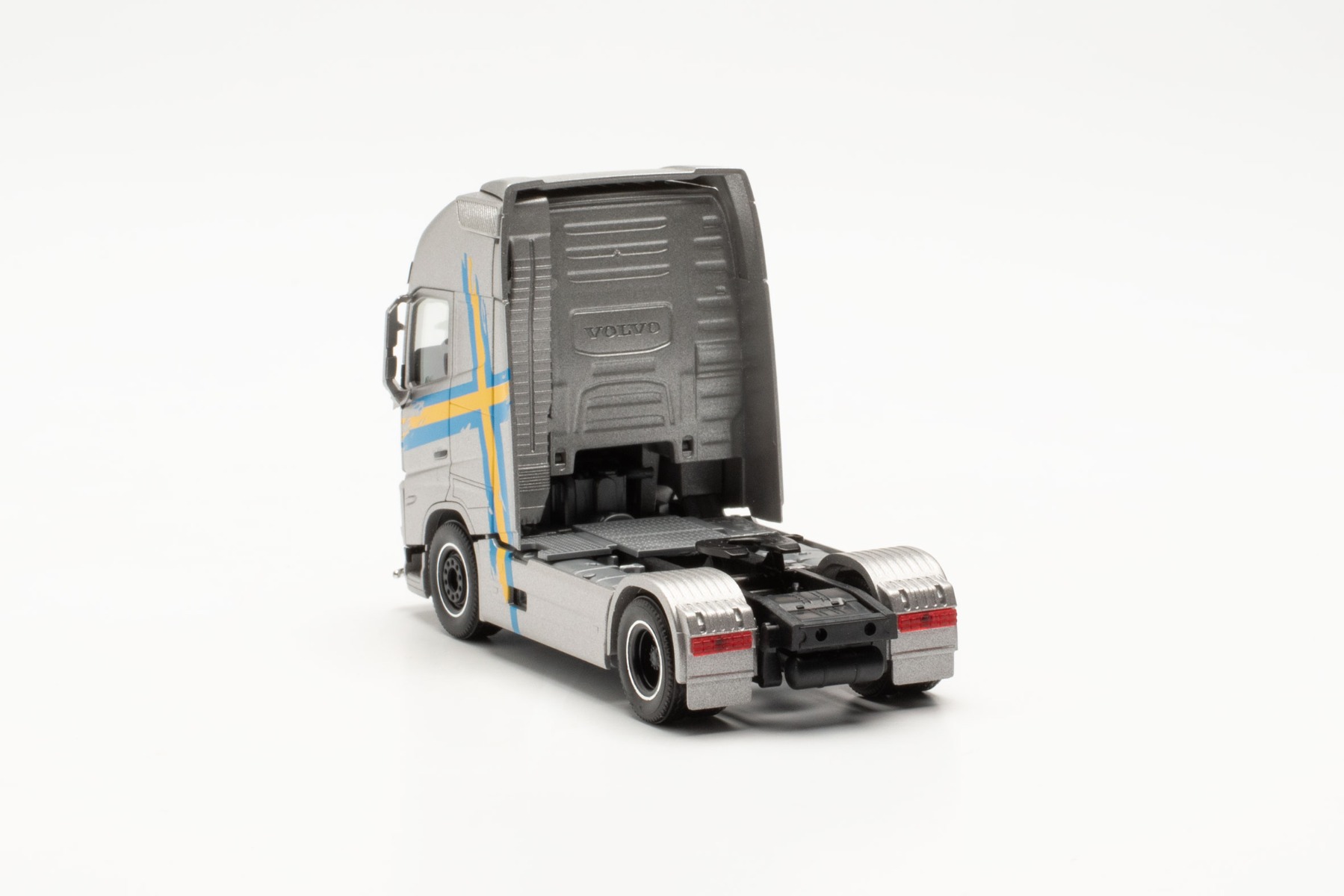 Herpa 315289-003 | Volvo FH 16 Gl. XL 2020 | Lampenbügel | Rammschutz | silber metallic | 1:87