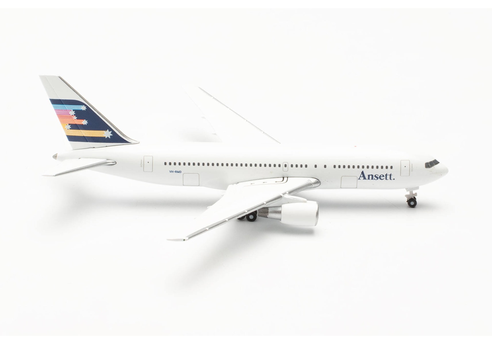 Herpa Wings 536714 | Ansett Airlines | Boeing 767-200 | Southern Cross | livery - new colors | VH-RMD | 1:500