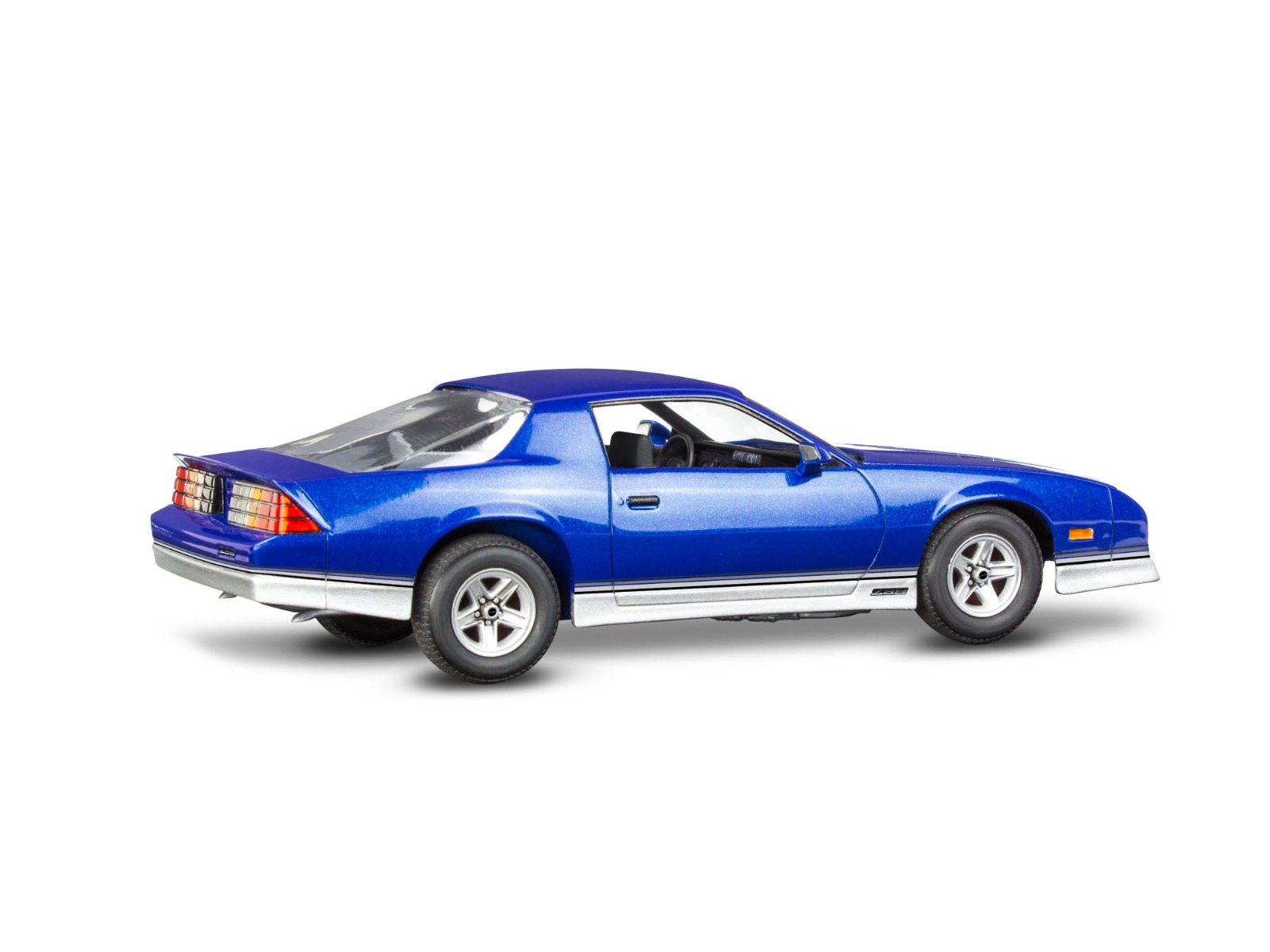 Revell 14540 | 1985 Chevy Camaro Z28 | 1:24