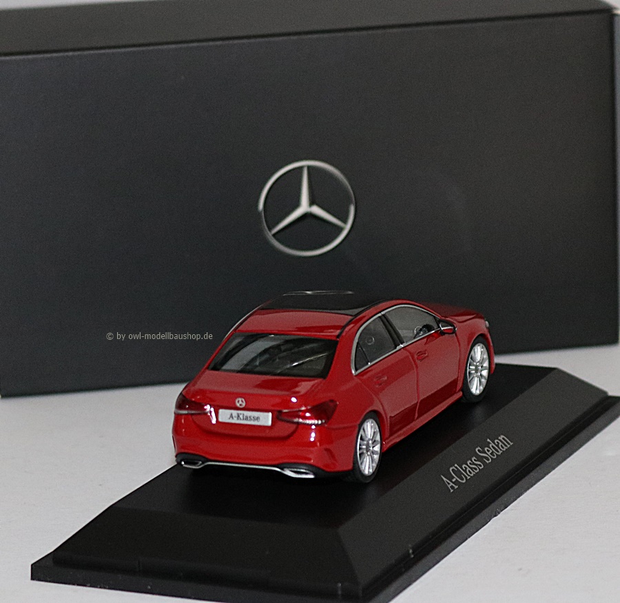 B66960430 | Mercedes A-Klasse  | 2018 | AMG Line | V177 | Jupiter rot | 1:43