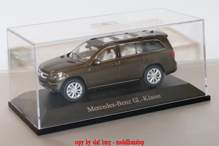 B66960096 Norev Dealer-Edition - Mercedes Benz GL-Klasse (X166) - Citrinbraun metallic. 1:43      #
