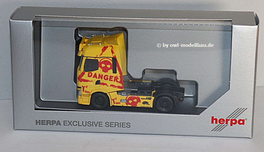 Herpa 314183 - Renault T Zugmaschine - Dietrich Nutzfahrzeuge / Danger (NRW/Wenden). 1:87