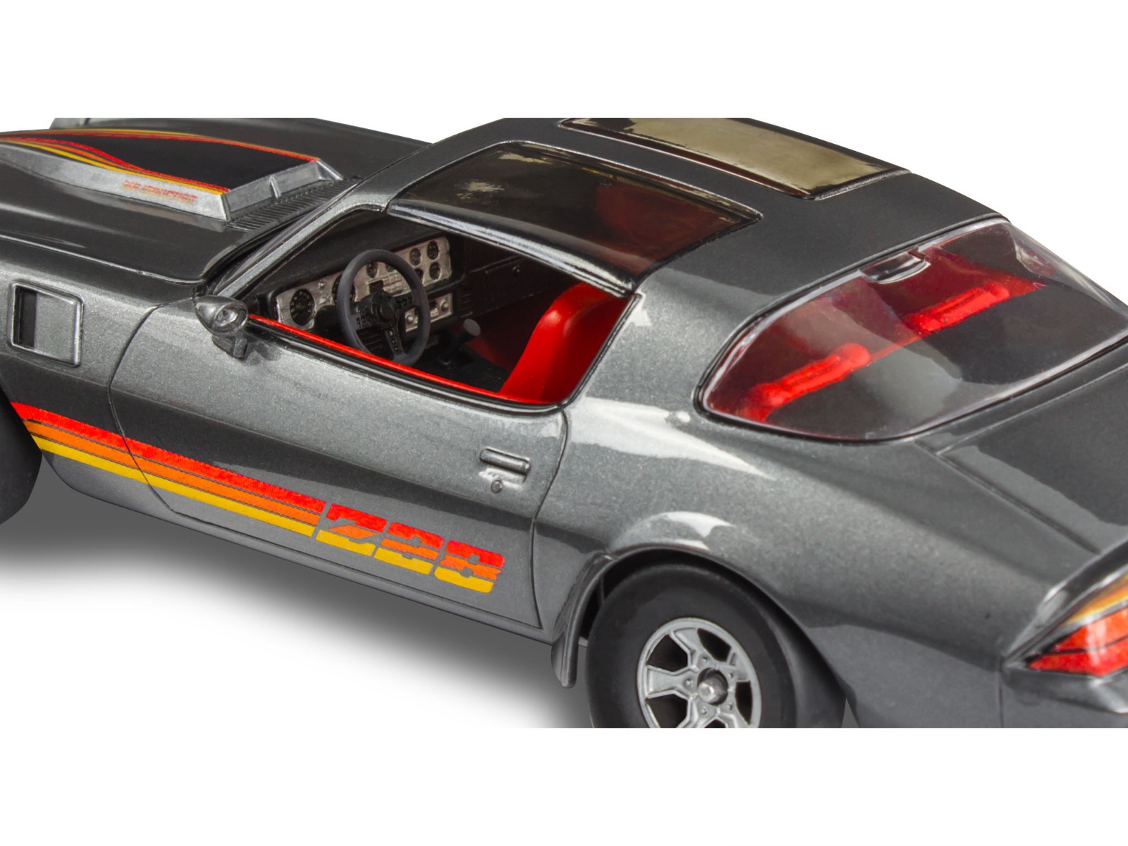 Revell 14526 - Camaro Z-28 "1981". 1:25