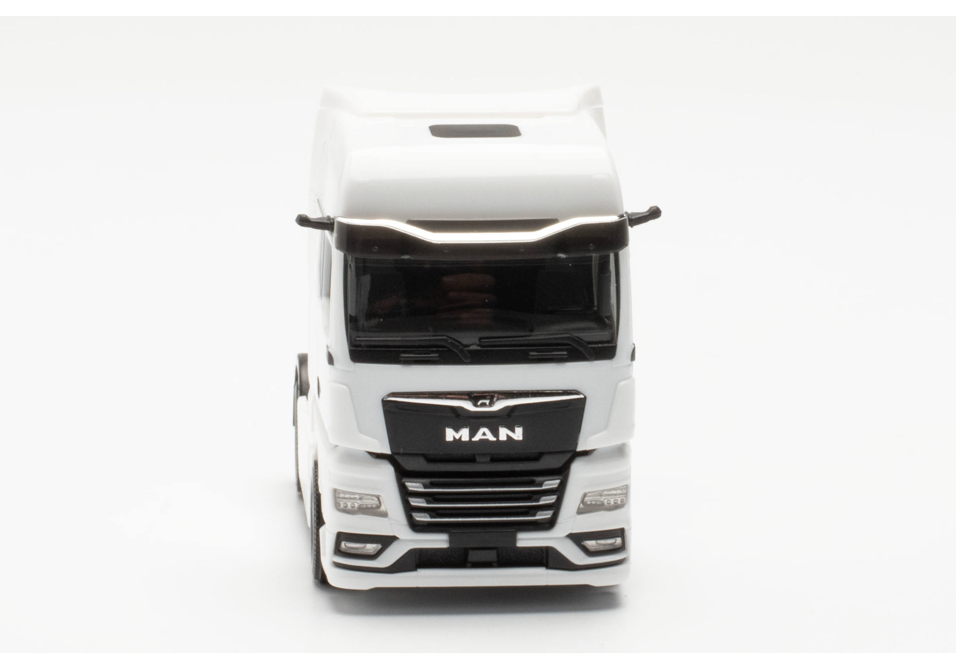 Herpa 317108 | MAN eTGX Zugmaschine, weiß | 1:87