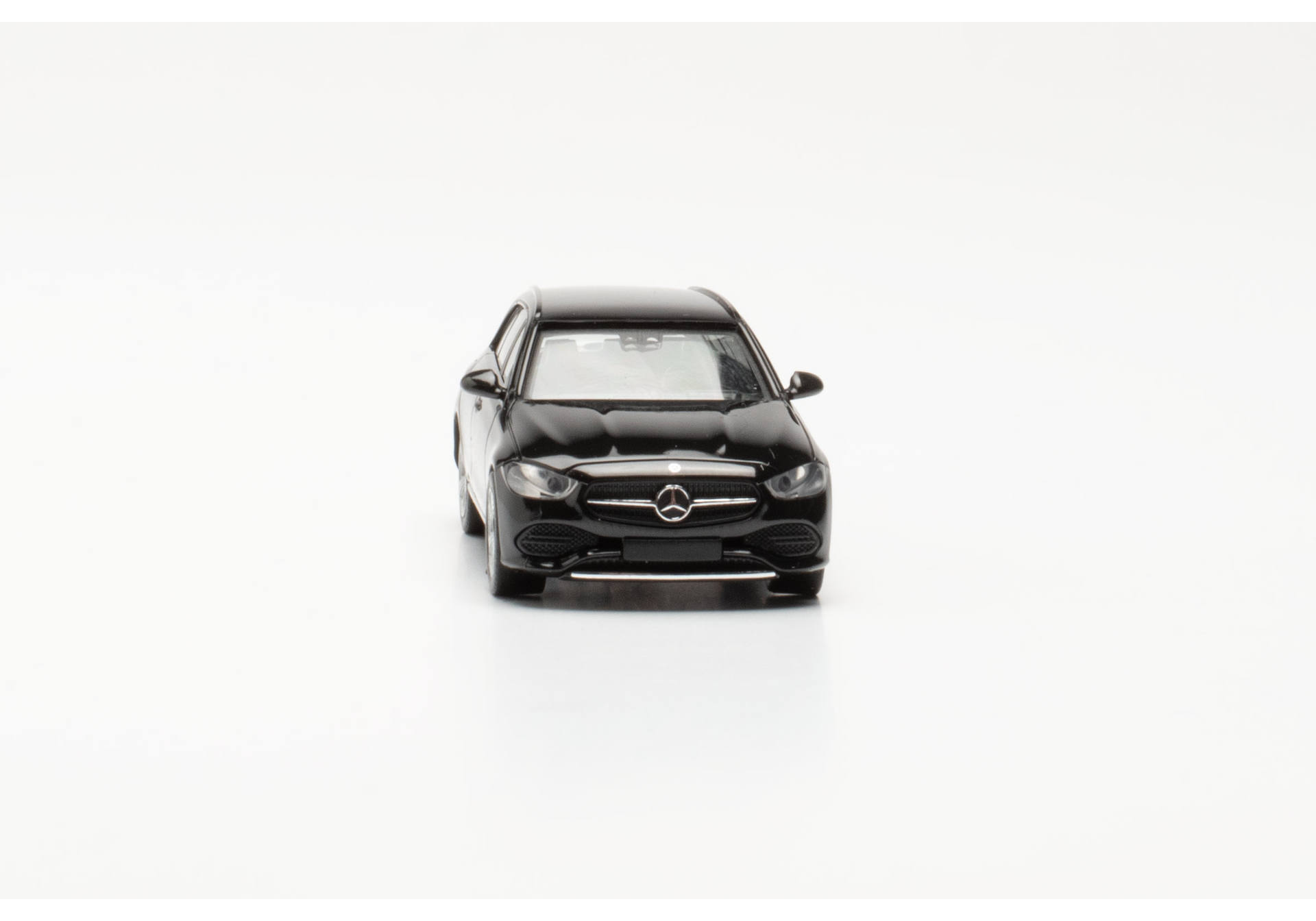 Herpa 421010-002 | Mercedes-Benz C-Klasse T-Modell | schwarz | 1:87