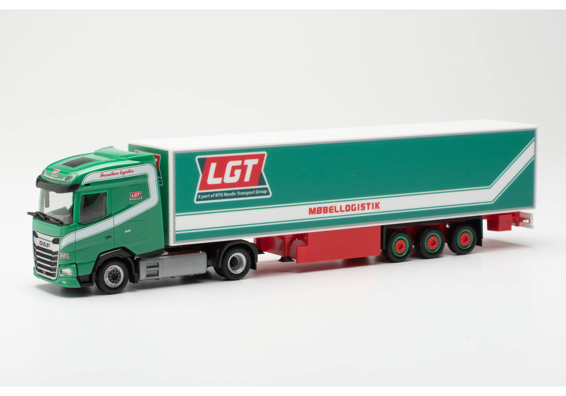 Herpa 317245 | DAF XG Koffer-Sattelzug | LGT Logistics AS | 1:87