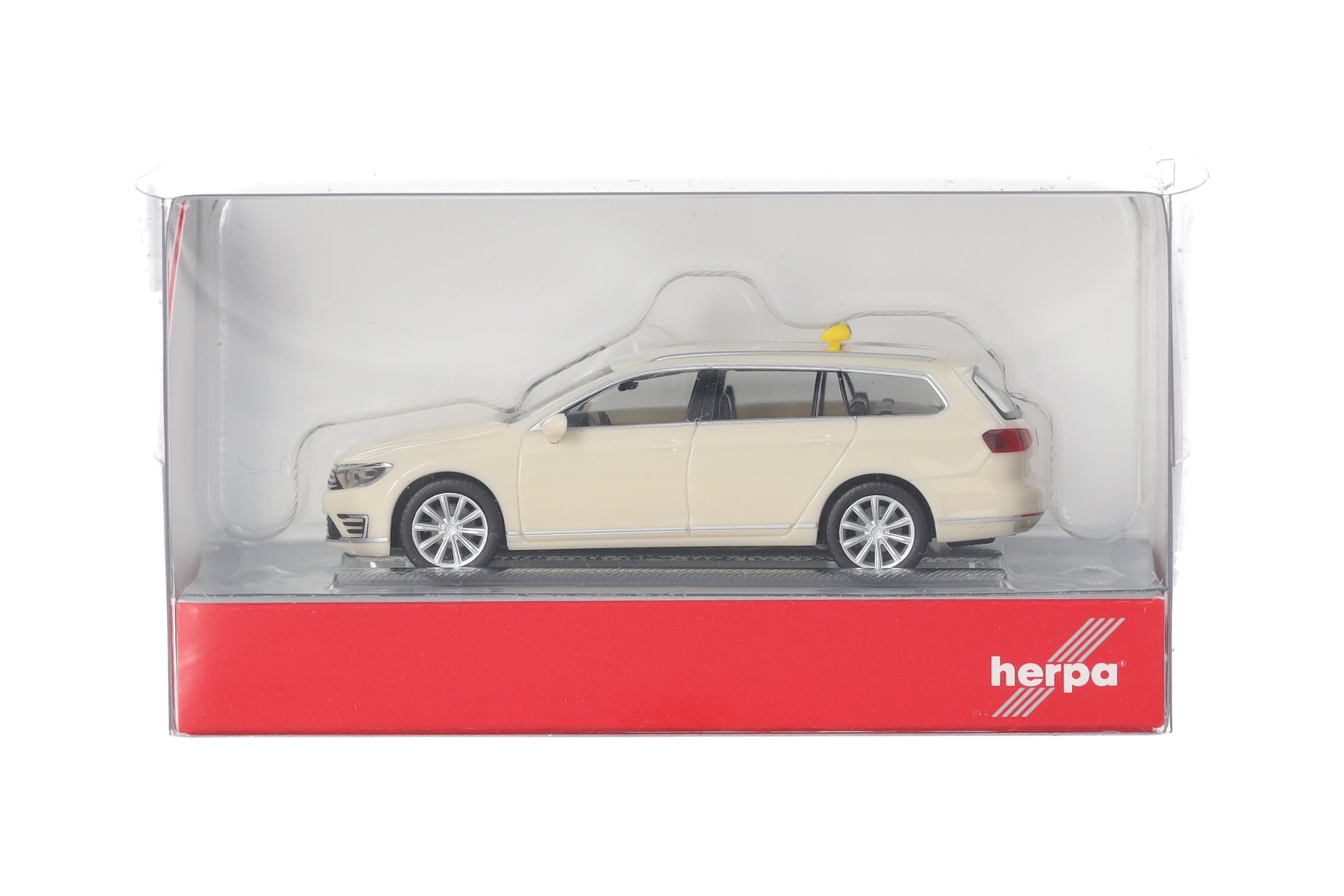 Herpa 098212 | Volkswagen (VW) Passat Variant GTE | Taxi | 1:87