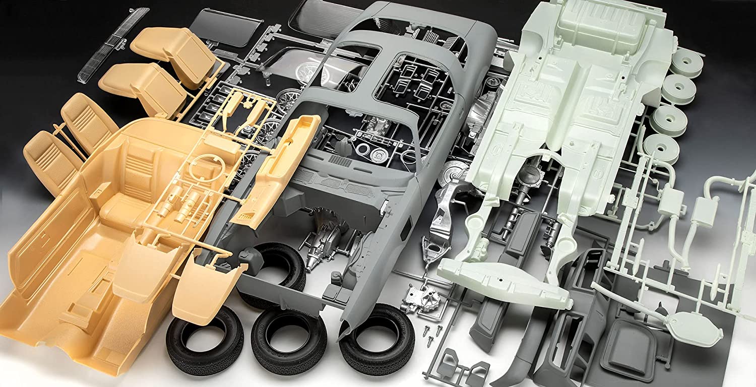 Revell 07710 - Pontiac Firebird Trans Am. 1:8