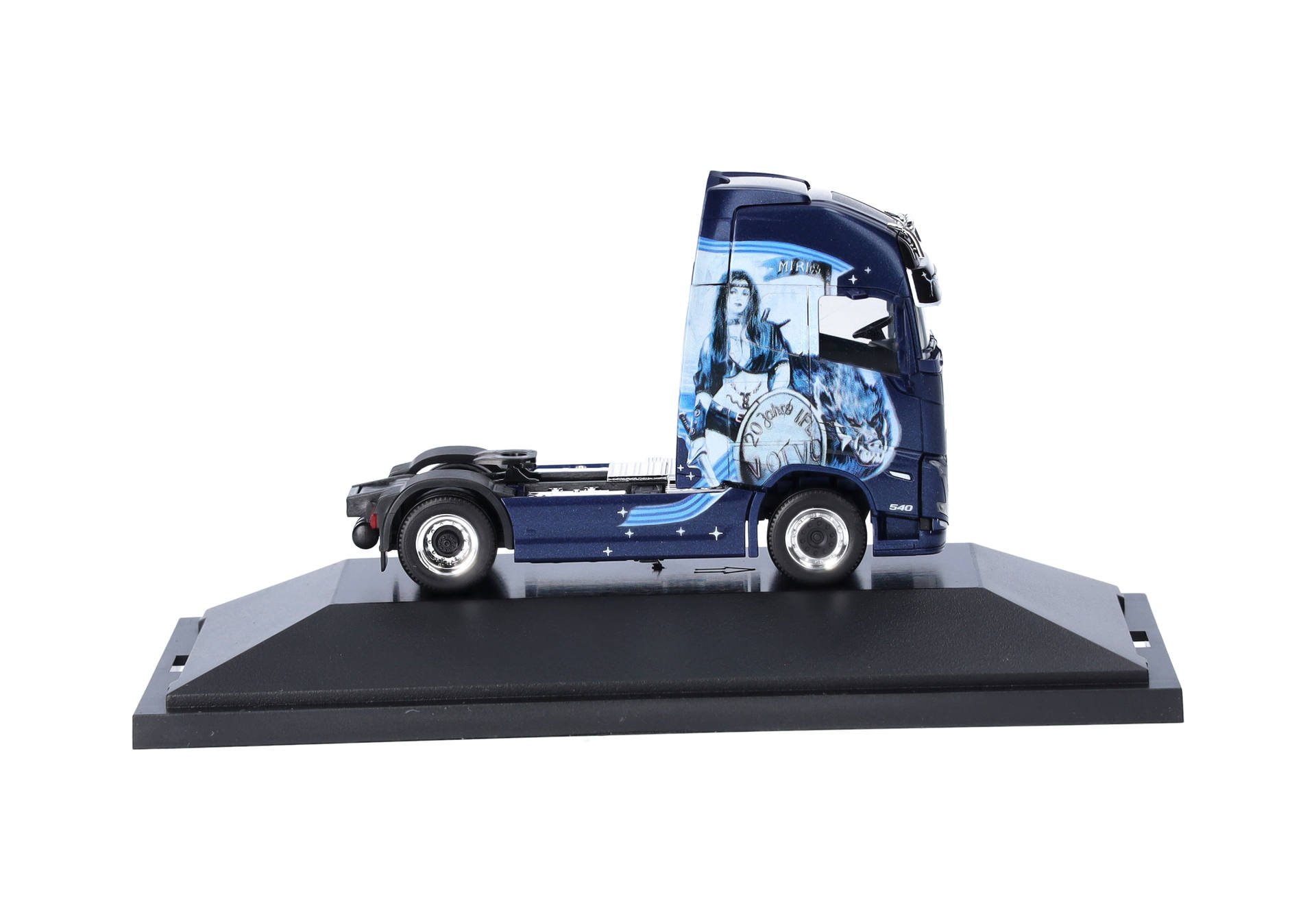 Herpa 111119 | Volvo FH Gl. XL 2020 | Solozugmaschine | IFL Köln/Nightfighter | 1:87