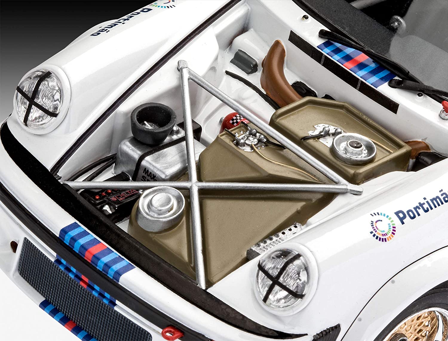 Revell 07685 - Porsche 934 RSR - Martini. 1:24