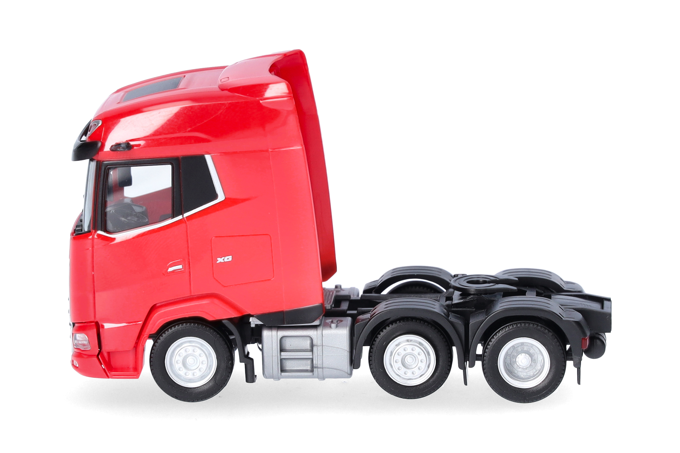 Herpa 318983  | DAF XG Zugmaschine 3achs (6x2) | verkehrsrot| 1:87