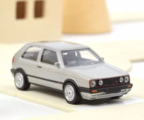 Norev 840066 | Volkswagen | Golf GTI G60 | 1990 | Silber | 1:43