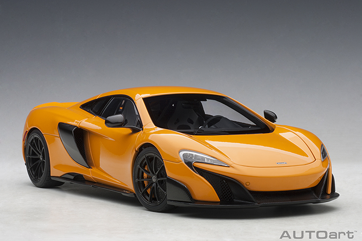 AutoArt 76048 | McLAREN 675LT | McLaren Orange | 1:18