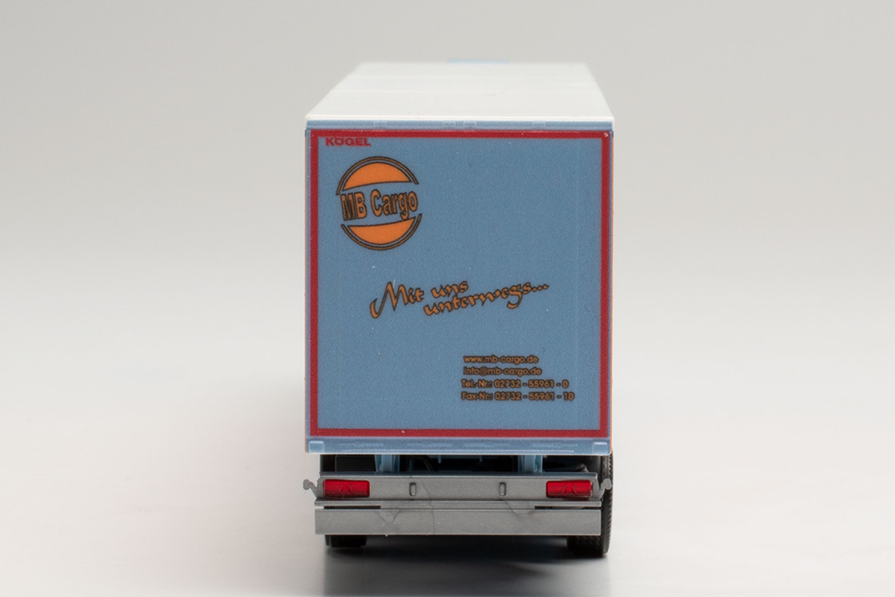 Herpa 314800 - Scania R `13 TL Lowliner-Gardinenplanen-Sattelzug - MB Cargo (Nordrhein-Westfalen/Kreuztal). 1:87