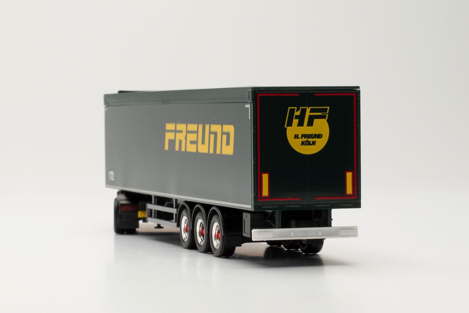 Herpa 315173 | Scania CS 20 HD Schubboden-Sattelzug | Spedition Freund | 1:87