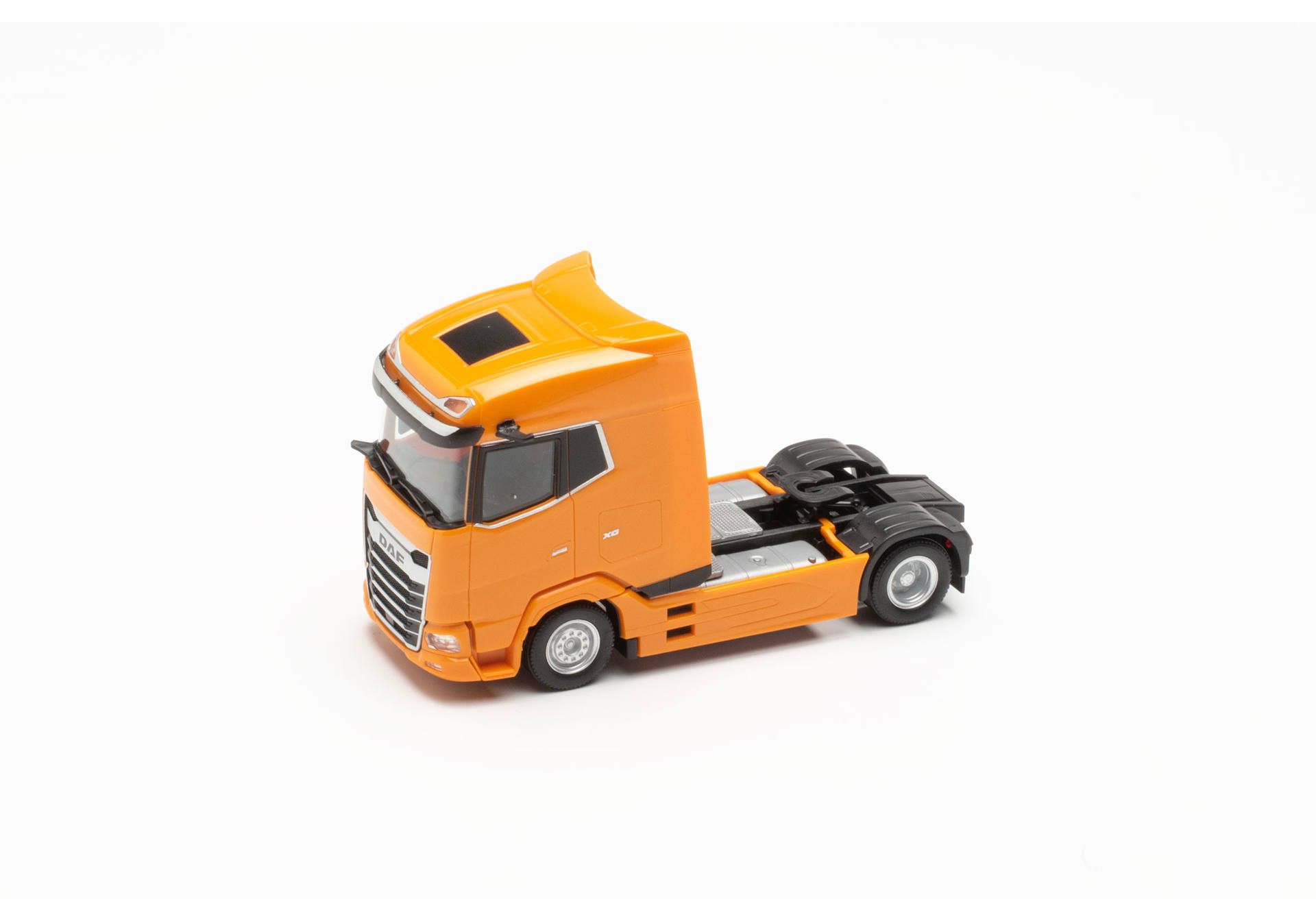 Herpa 315760-002 | DAF XG Zugmaschine | orange | 1:87