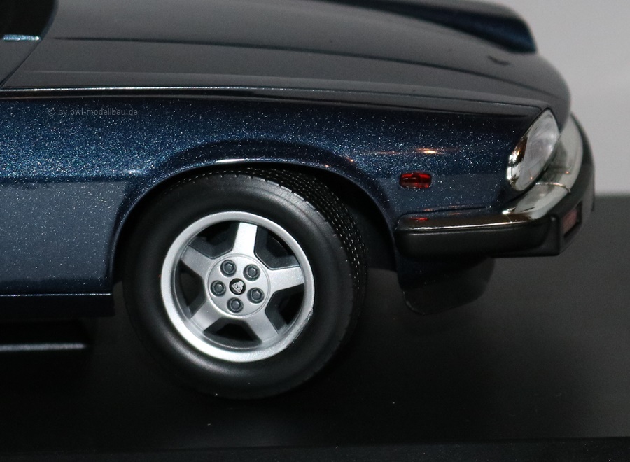 Norev 182622 | Jaguar XJ-S Coupé | 1988 | blau metallic | 1:18