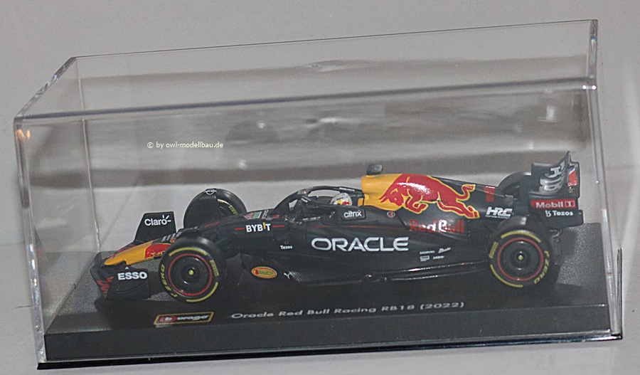Bburago 18-36062-1 | Red Bull RB18 | Verstappen #1 | Signatures Series | 1:43