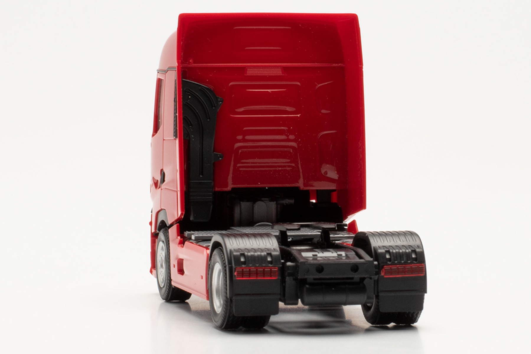 Herpa 315098 - Renault T facelift Zugmaschine, rot. 1:87