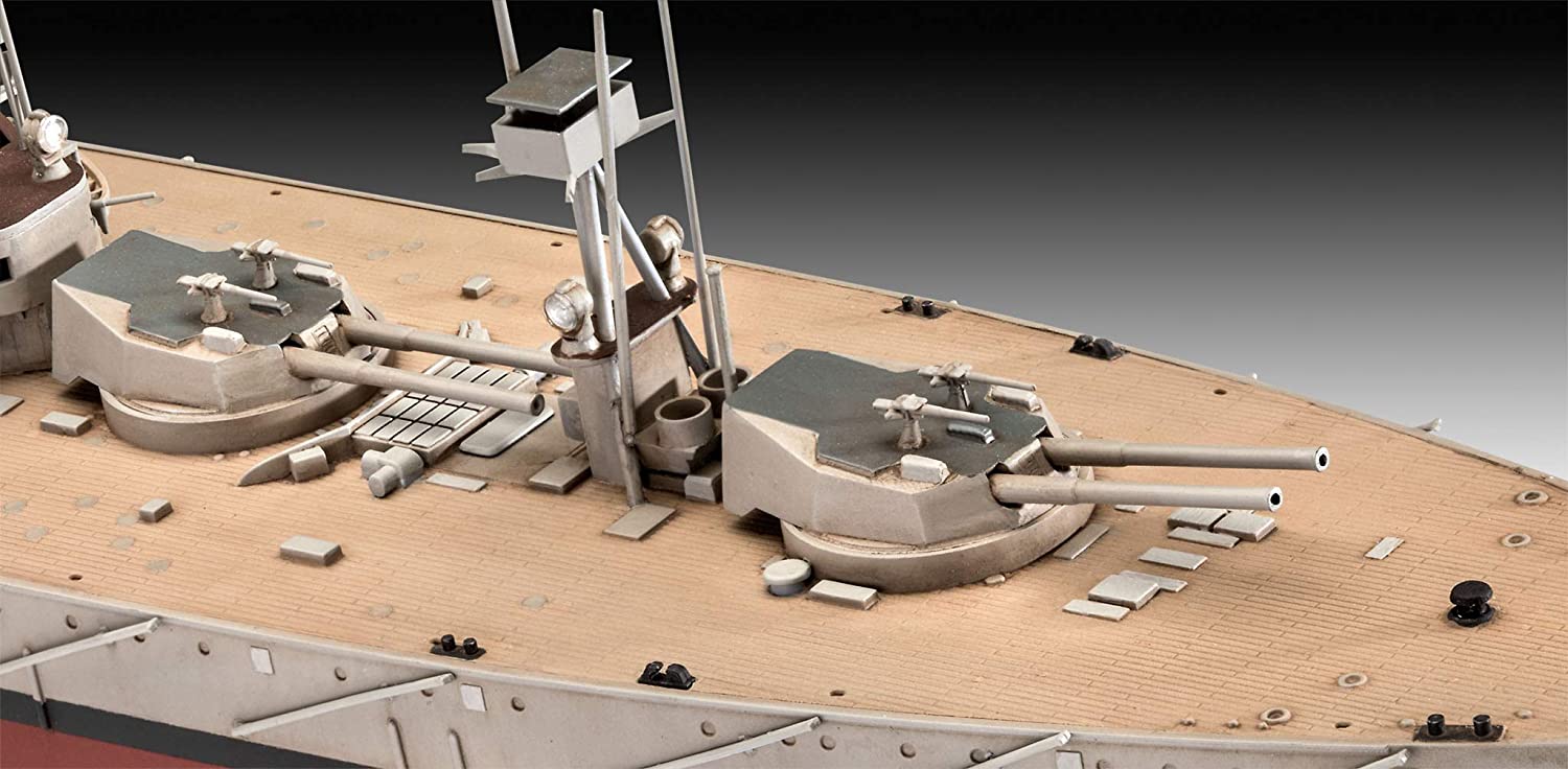 Revell 05171 - HMS Dreadnought. 1:350