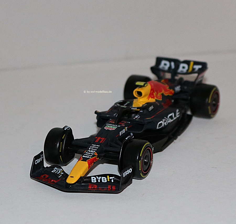 Bburago 18-38061-11 | Red Bull RB18 | Perez #11 | 1:43