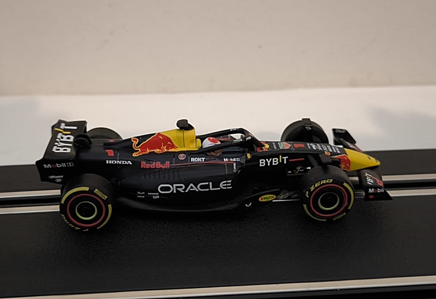 64236 Carrera GO!!! | Oracle Red Bull Racing RB19 | M. Verstappen No.1 | 1:43 | Neuware ohne OVP