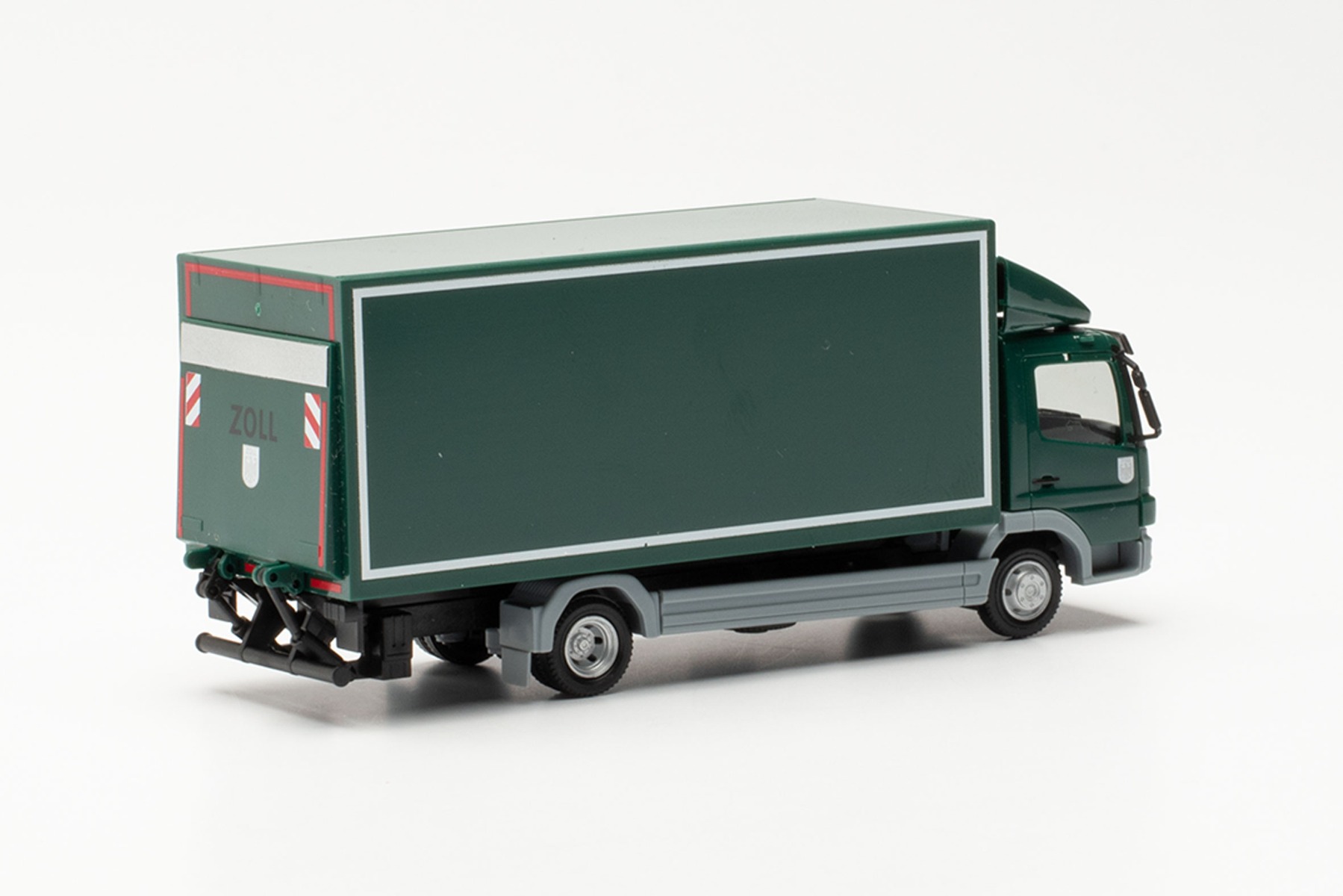 Herpa 096645 - Mercedes-Benz Atego `10 Koffer-LKW mit Ladebordwand - Zoll. 1:87