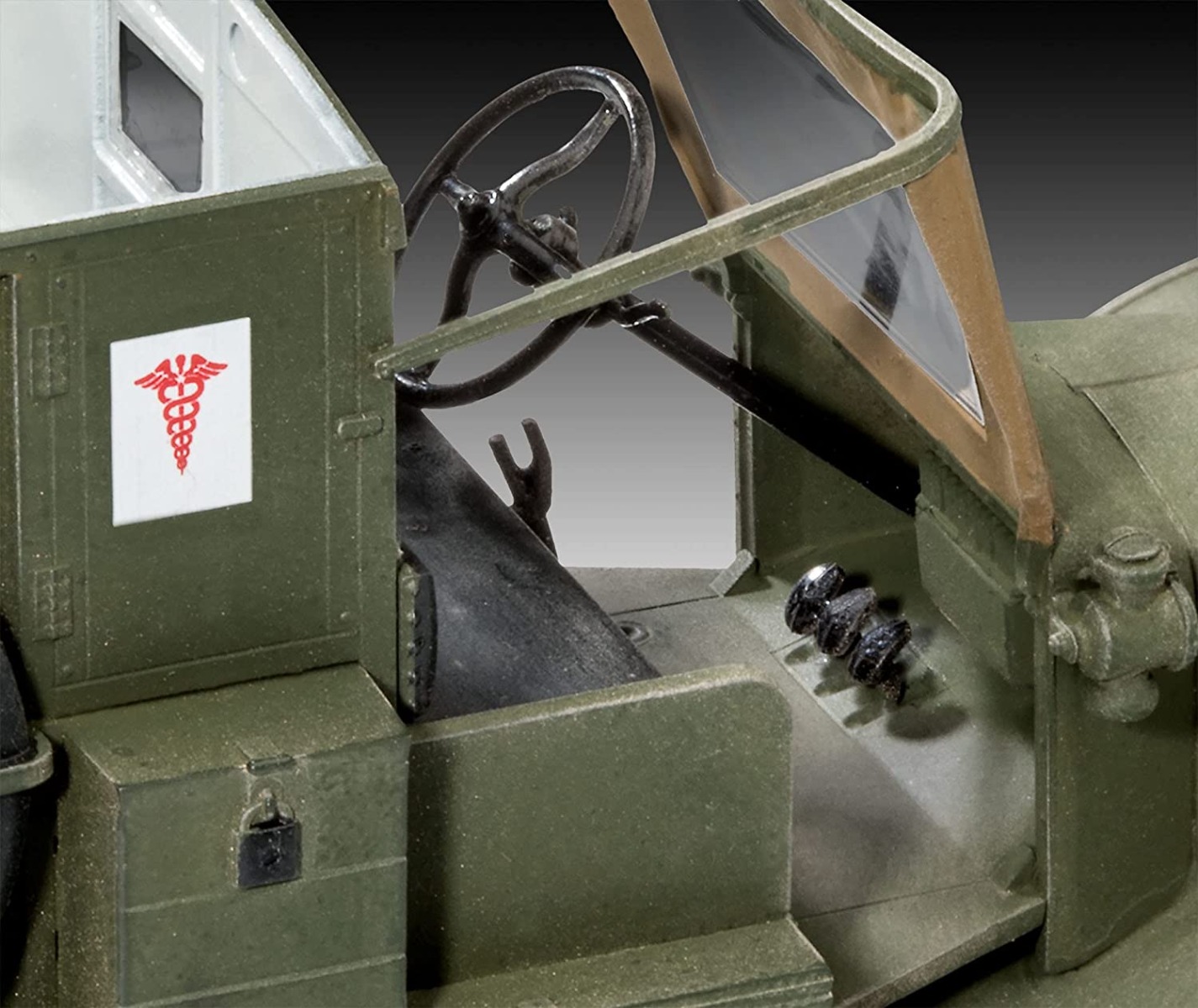 Revell 03285 - Model T 1917 - Ambulance. 1:35