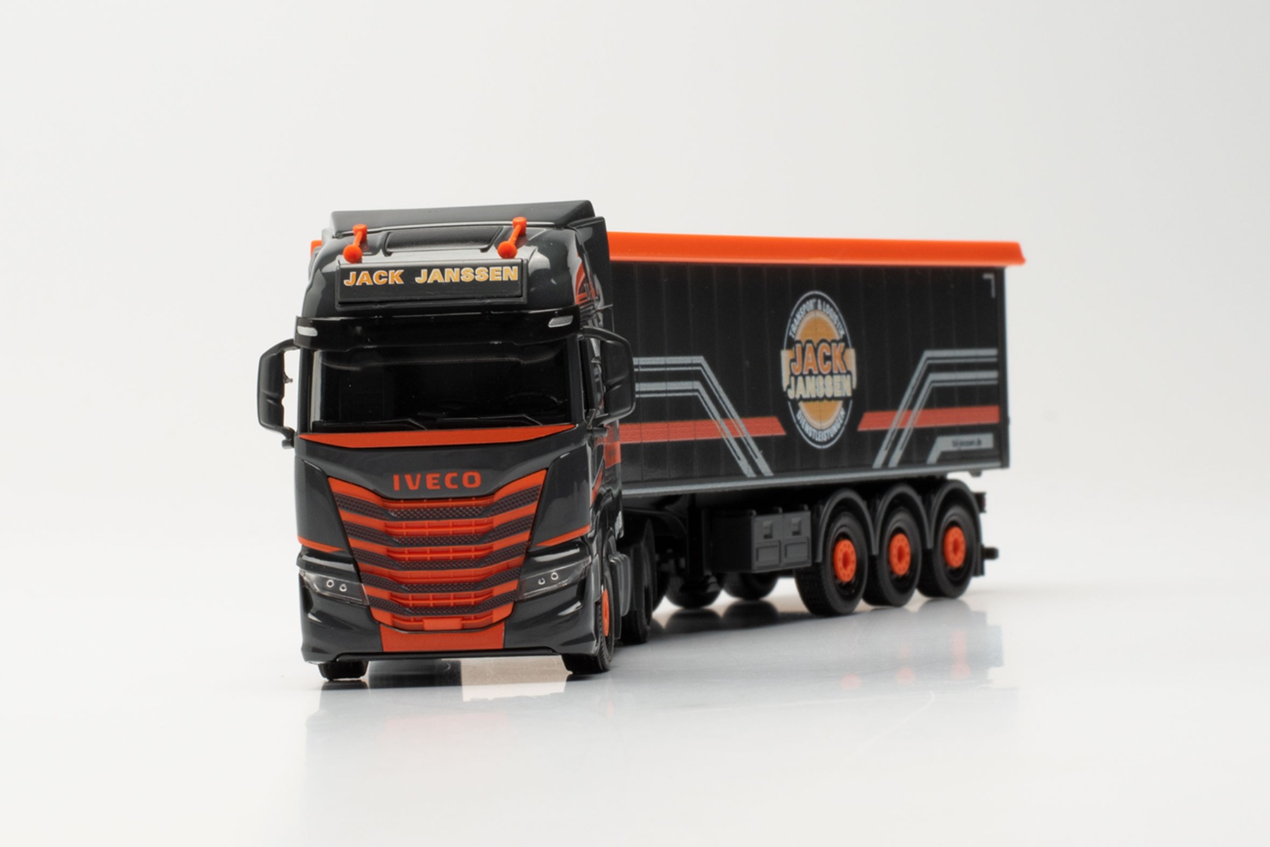 Herpa 314435 - Iveco S-Way Stöffelliner-Sattelzug - Jack Janssen (Niedersachsen/Rhede). 1:87