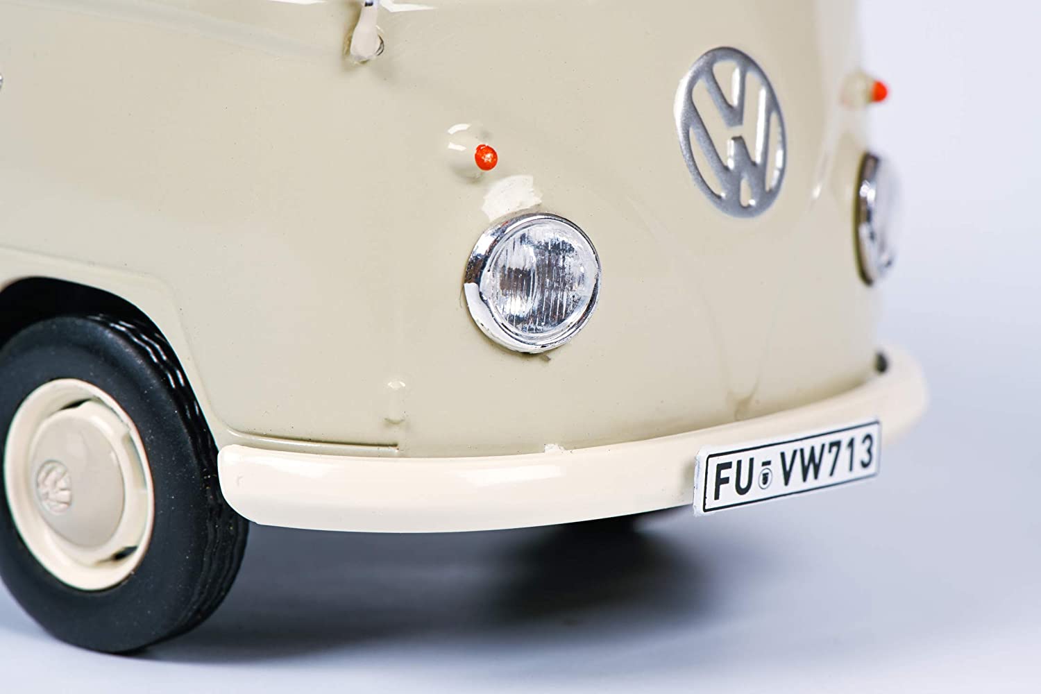 Schuco  450785100 | VW T1b | Pritsche/Plane | 1:32