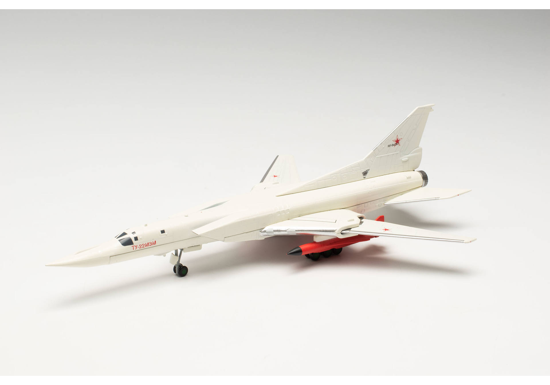 Herpa Wings 572149 | Tupolev TU-22M3M | Backfire | M3M prototype | RF-94267 | 1:200