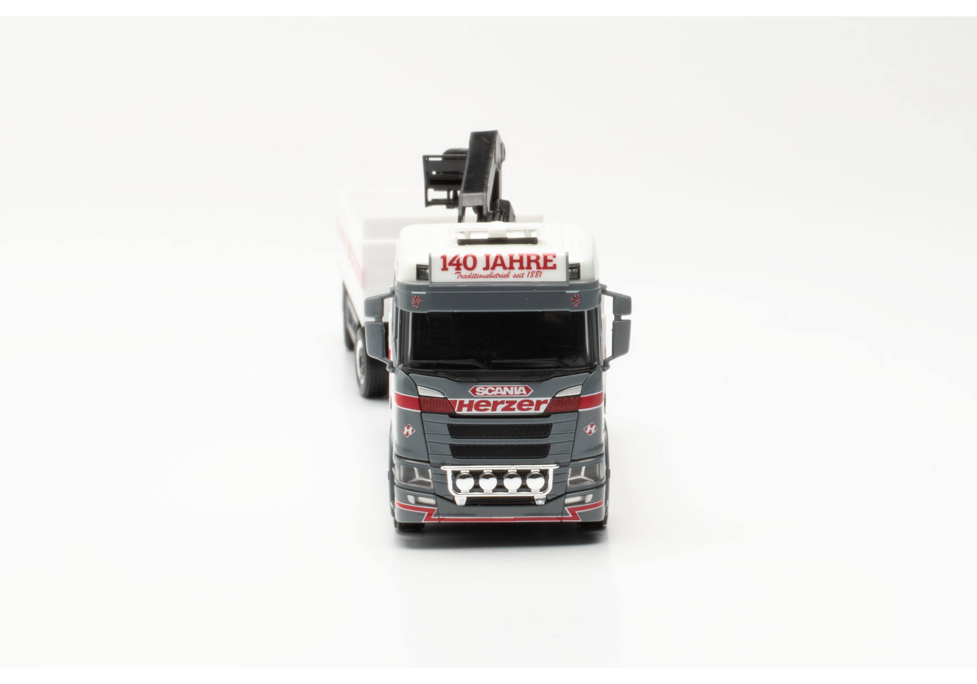 Herpa 316842 | Scania CR 20 ND | Baustoff-Hängerzug | Herzer | 1:87