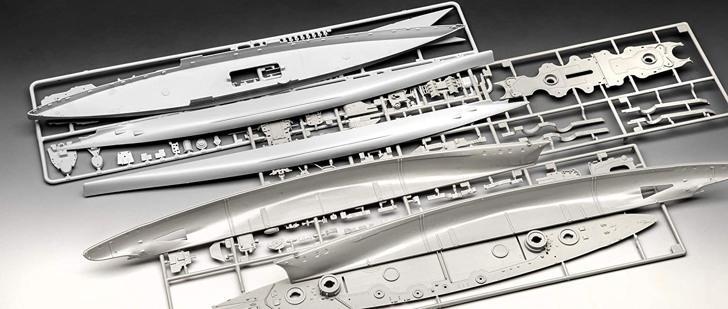 Revell 05174 - Limited Edition HMS HOOD (1:720) vs. BISMARCK (1:700)