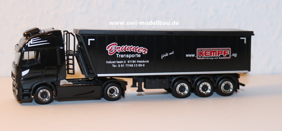 Herpa 310703 - Iveco Stralis Stöffelliner-Sattelzug - PB Transporte Brunner (Bayern / Heideck). 1:87