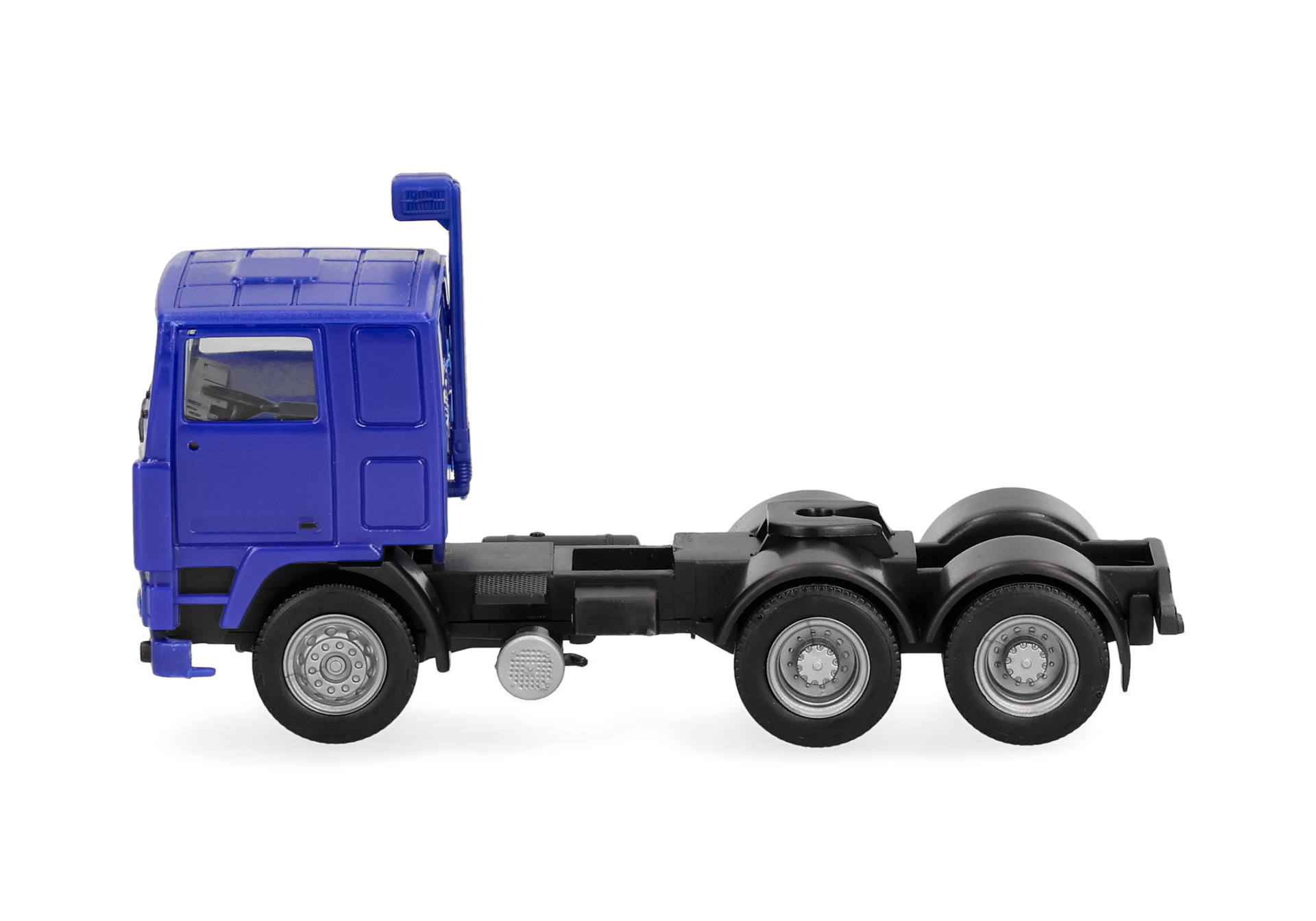 Herpa 318082 | Volvo F10 Flachdach | 3-achs | ultramarinblau |  1:87